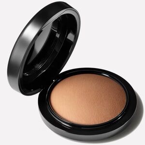 MAC MINERALIZE SKINFINISH NATURAL FACE POWDER